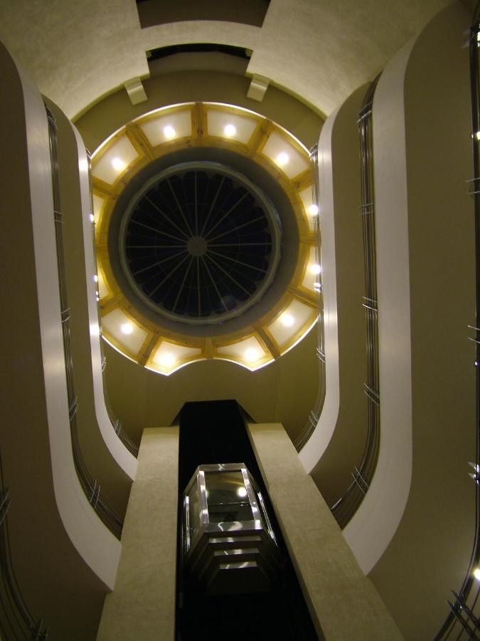 Hotel City Park, Солапур Екстериор снимка